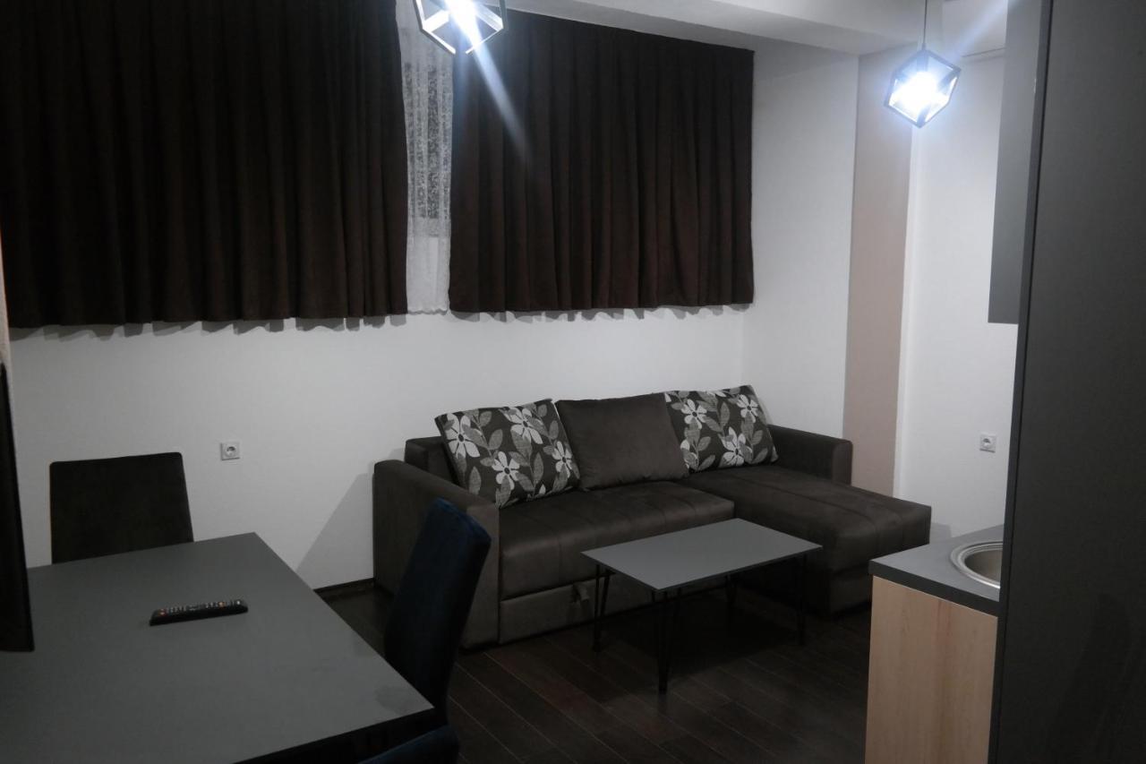 Villa Family Куманово Екстер'єр фото