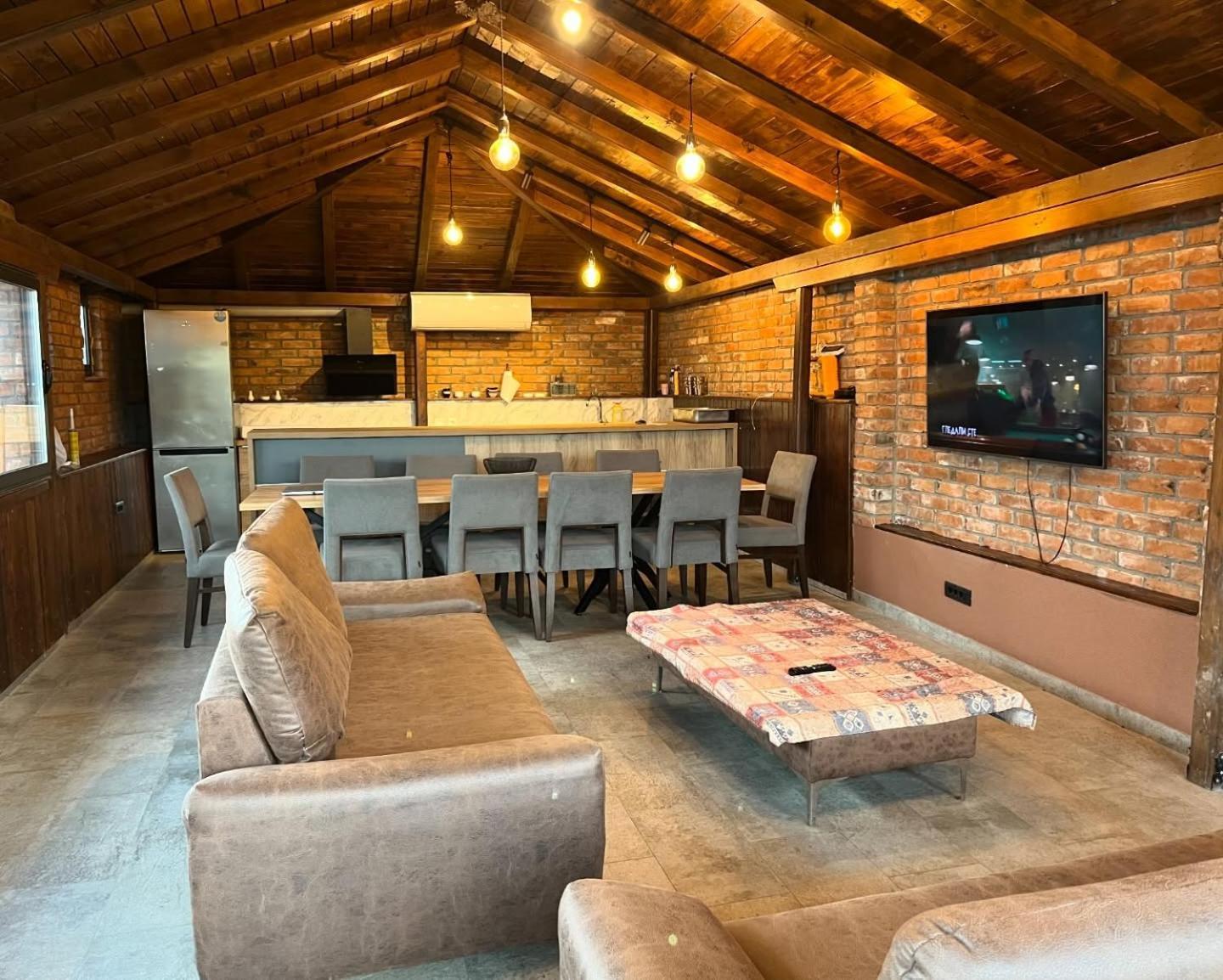 Villa Family Куманово Екстер'єр фото